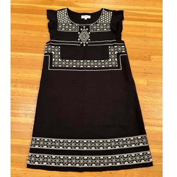 THML black embroidered short sleeve dress - Picture 1 of 6